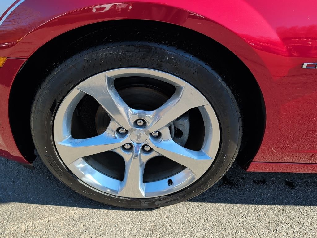 Used 2015 Chevrolet Camaro LT w/ RS Package image 9
