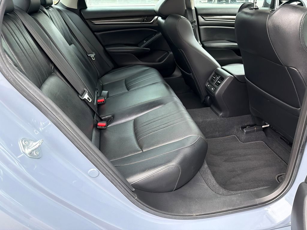 Used 2022 Honda Accord Touring image 15