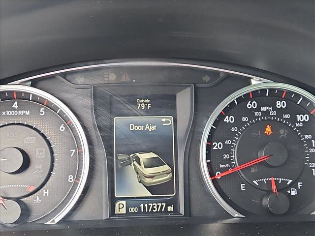 Used 2017 Toyota Camry SE FWD image 13