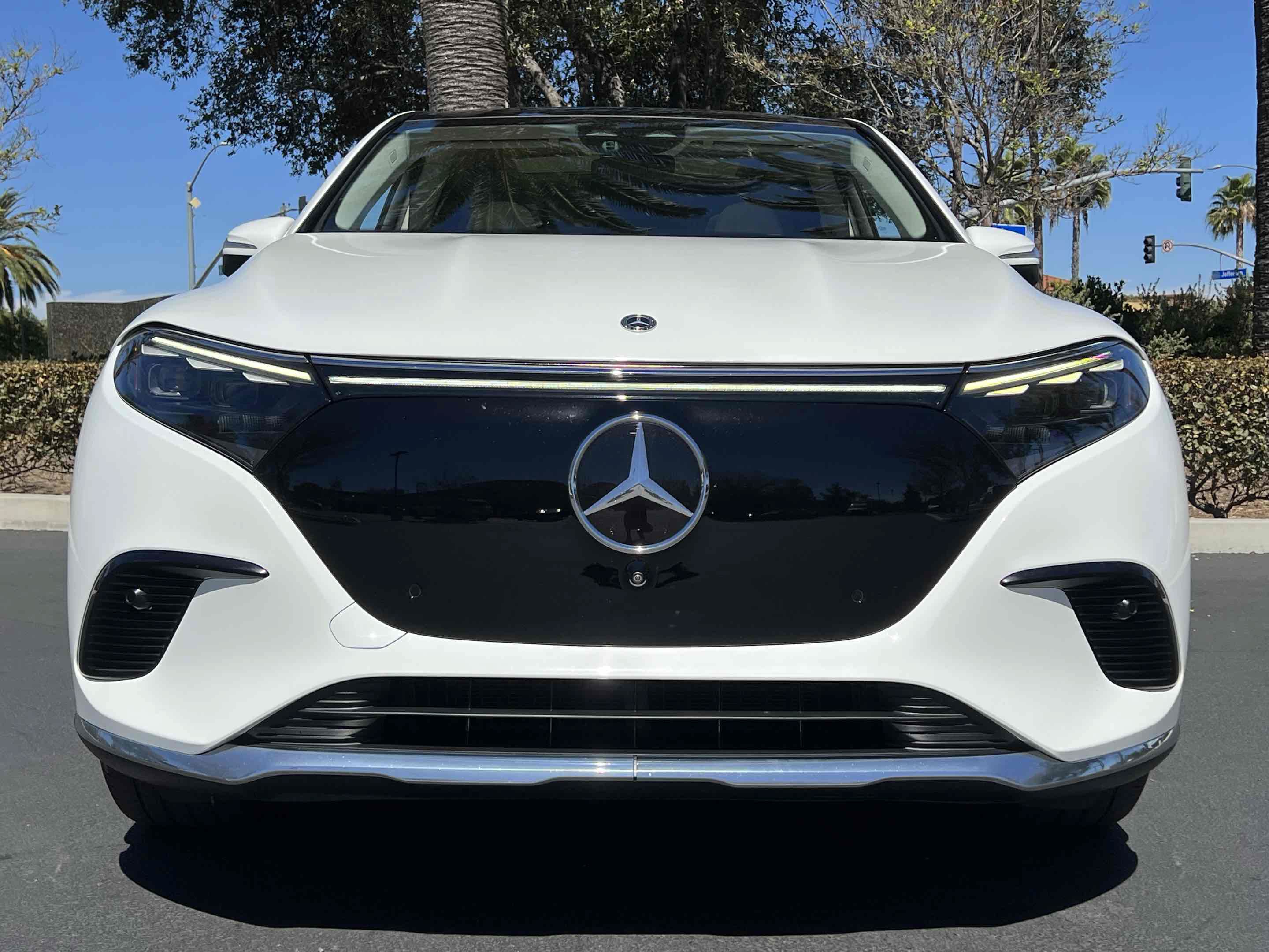 Used 2023 Mercedes-Benz EQS 450+ SUV image 49