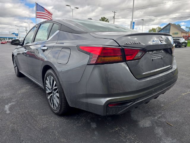 Used 2025 Nissan Altima 2.5 SV FWD image 6