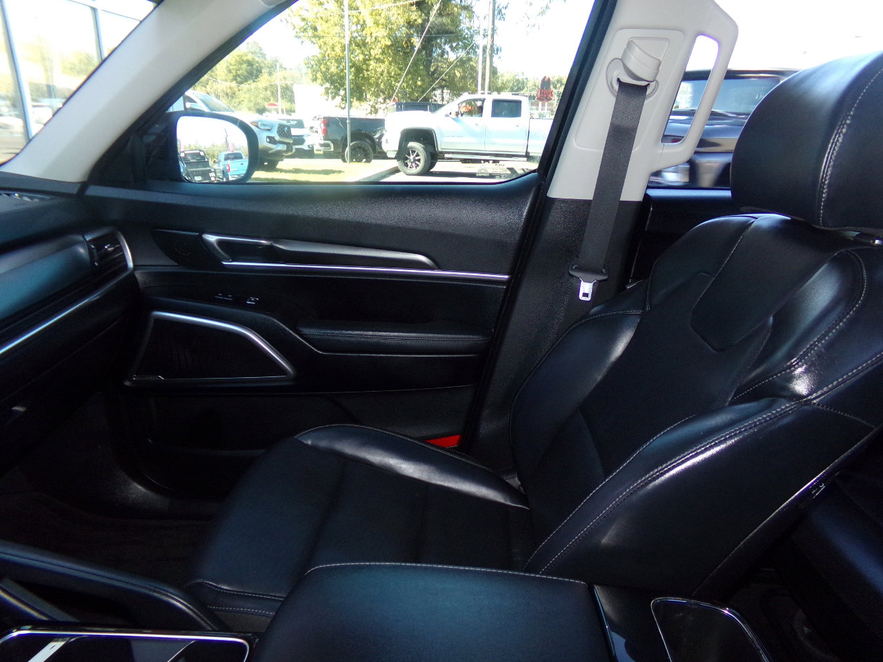 Used 2023 Kia Telluride S w/ S Sunroof Package image 14