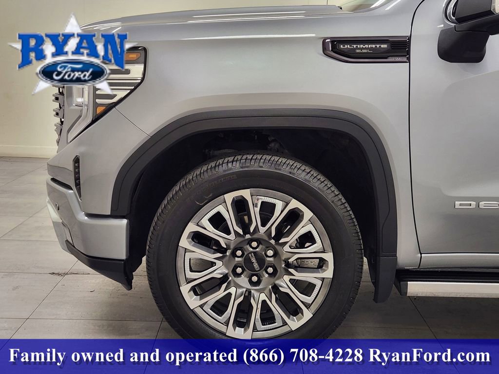 Used 2023 GMC Sierra 1500 Denali Ultimate image 5