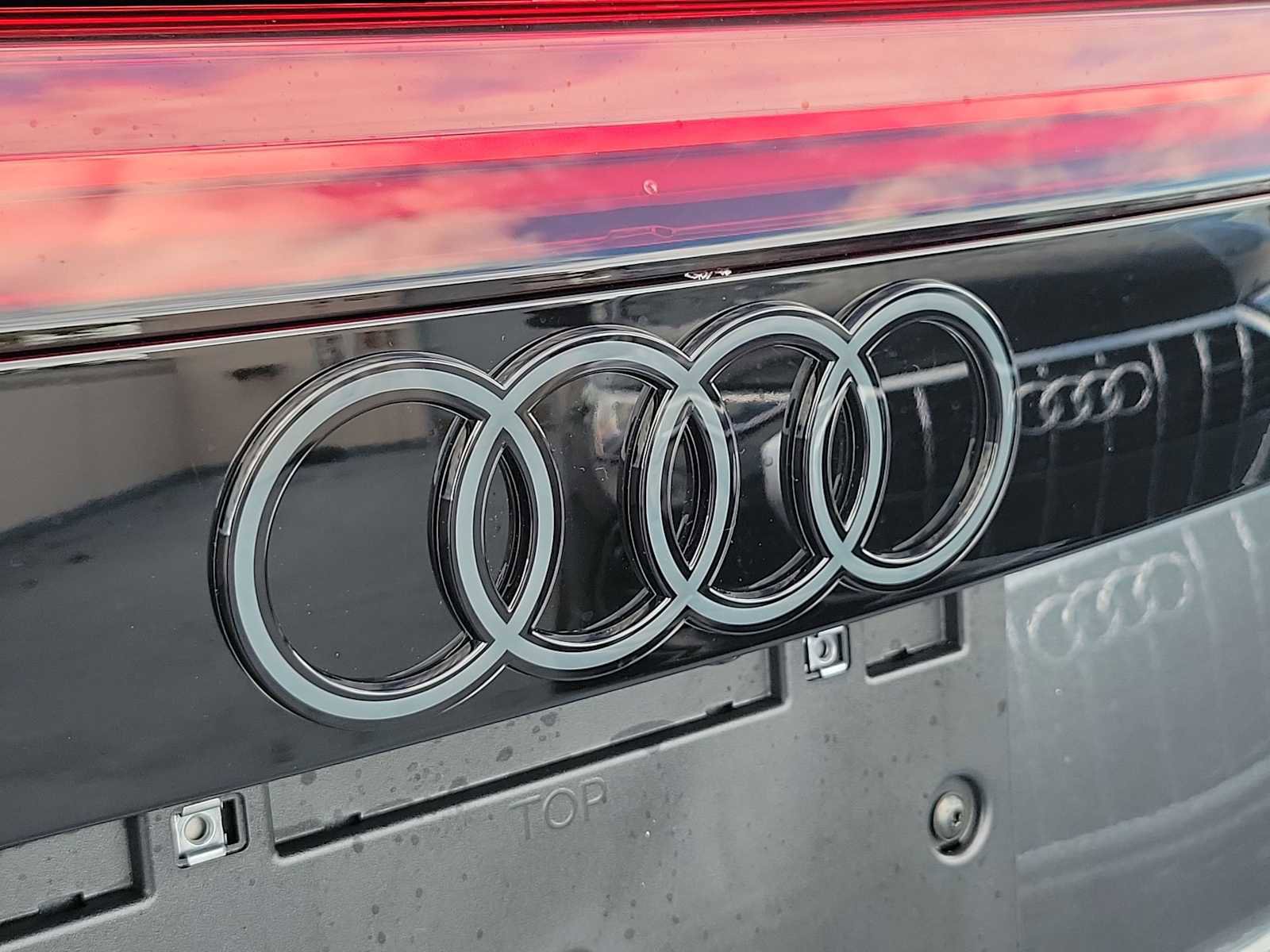 New 2026 Audi Q8 Prestige image 10