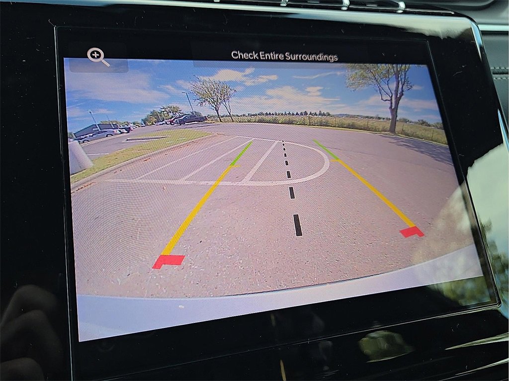 New 2025 Jeep Grand Cherokee L Laredo image 15