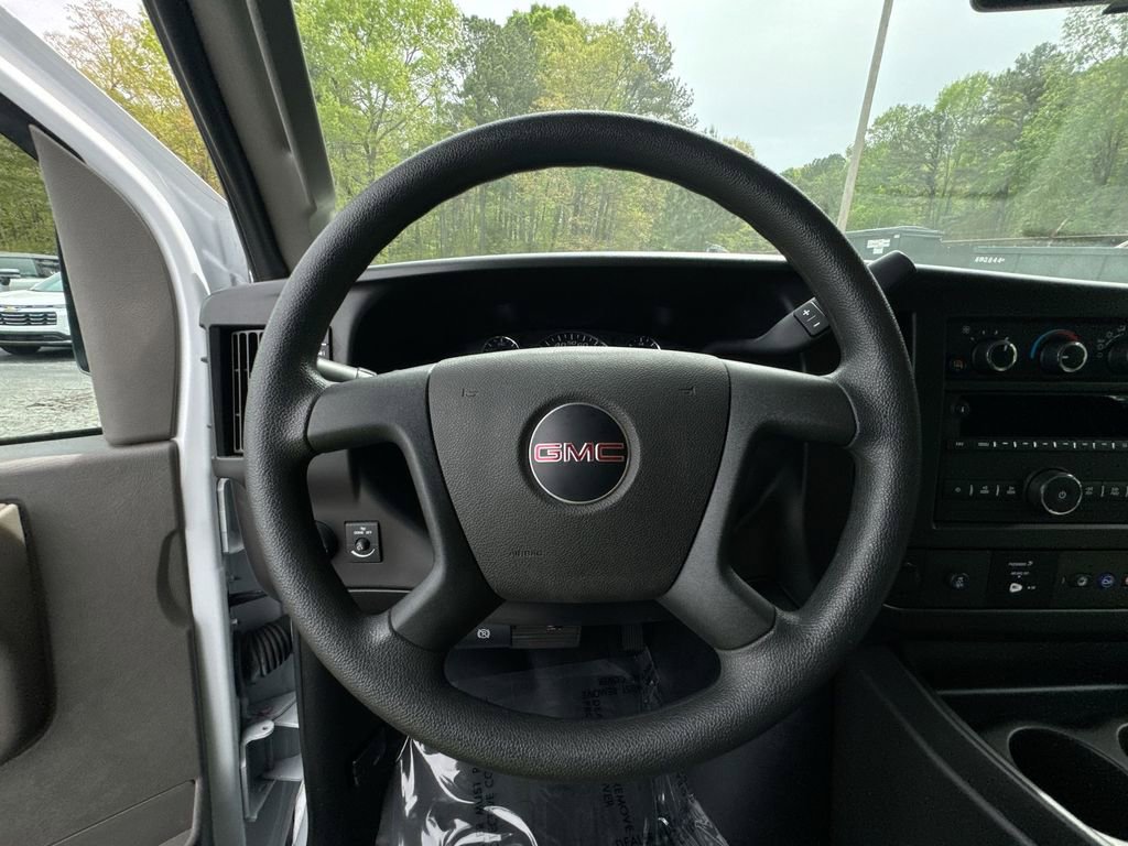 Used 2024 GMC Savana 2500 image 15