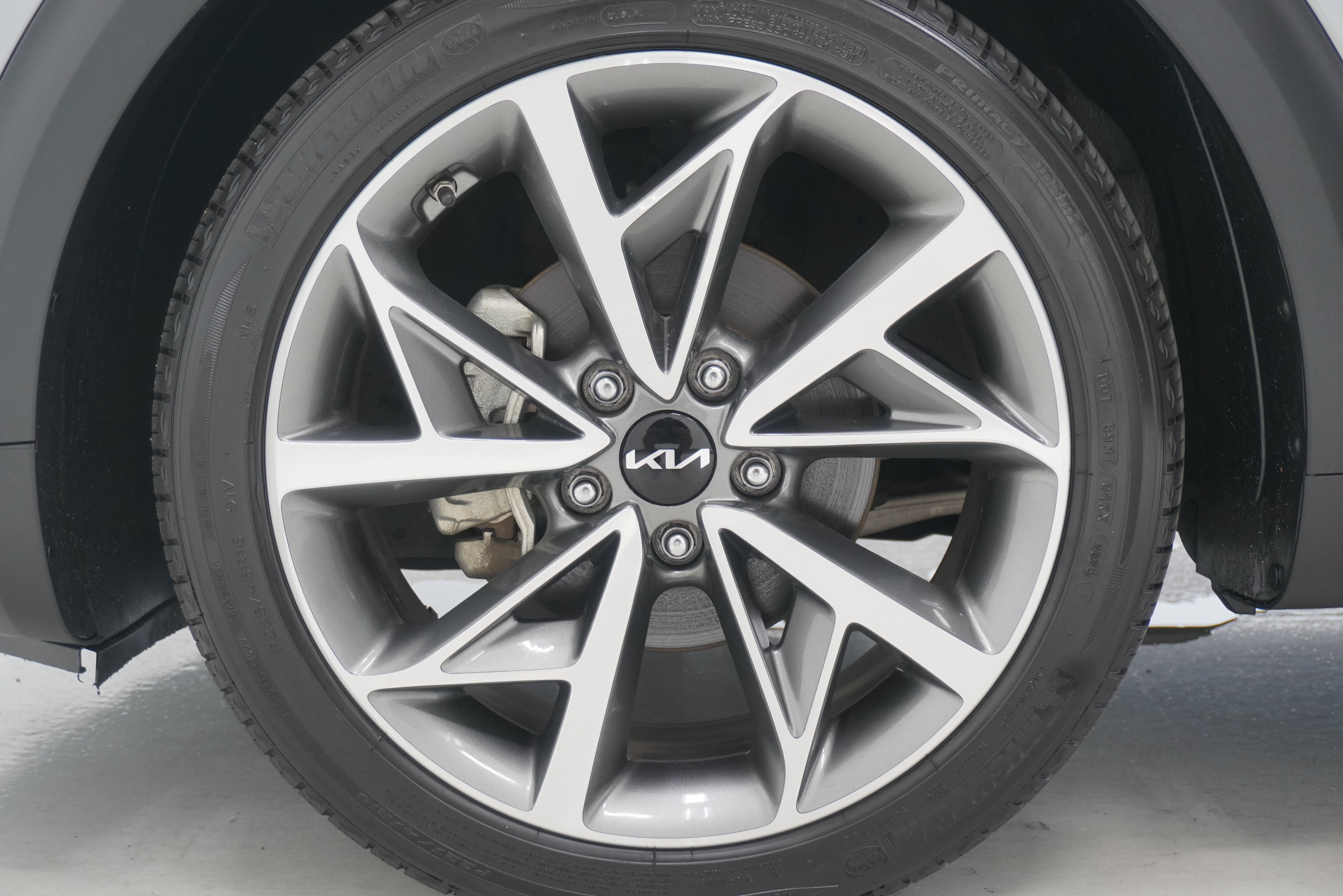 Used 2022 Kia Niro Touring Special Edition FWD image 27
