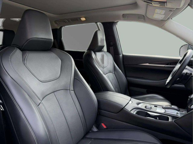 Used 2023 INFINITI QX60 Sensory w/ Vision Package AWD/4WD image 30