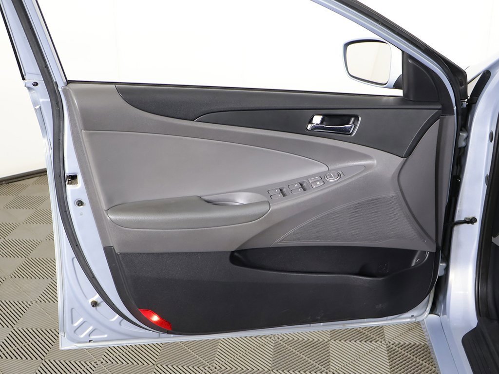 Used 2013 Hyundai Sonata GLS w/ Popular Equipment Pkg image 19