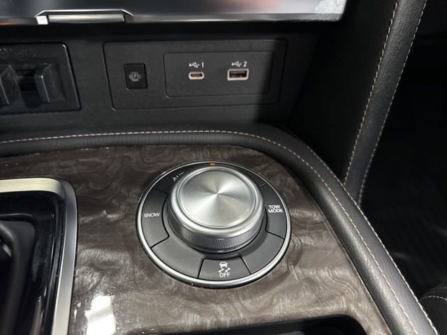 Used 2021 Nissan Armada Platinum w/ Captain's Chairs Package image 24