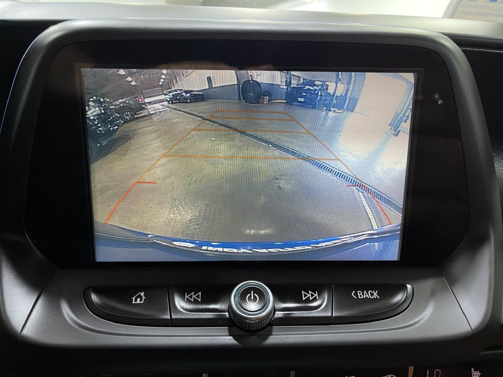 Used 2018 Chevrolet Camaro SS RWD image 11