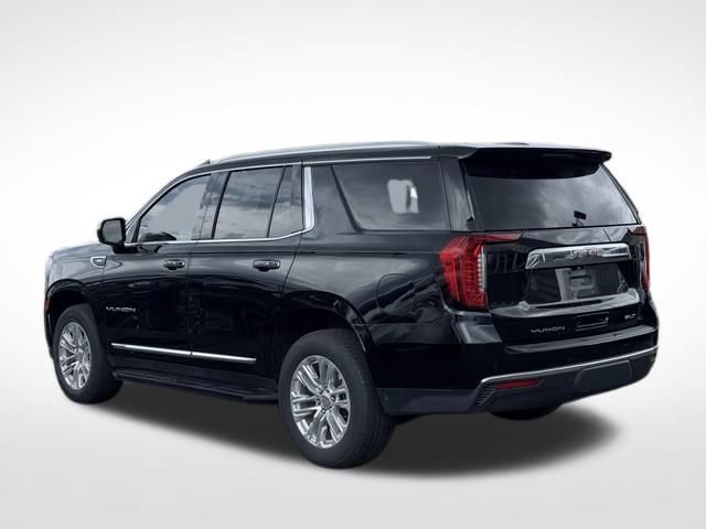 Used 2024 GMC Yukon SLT AWD/4WD image 9