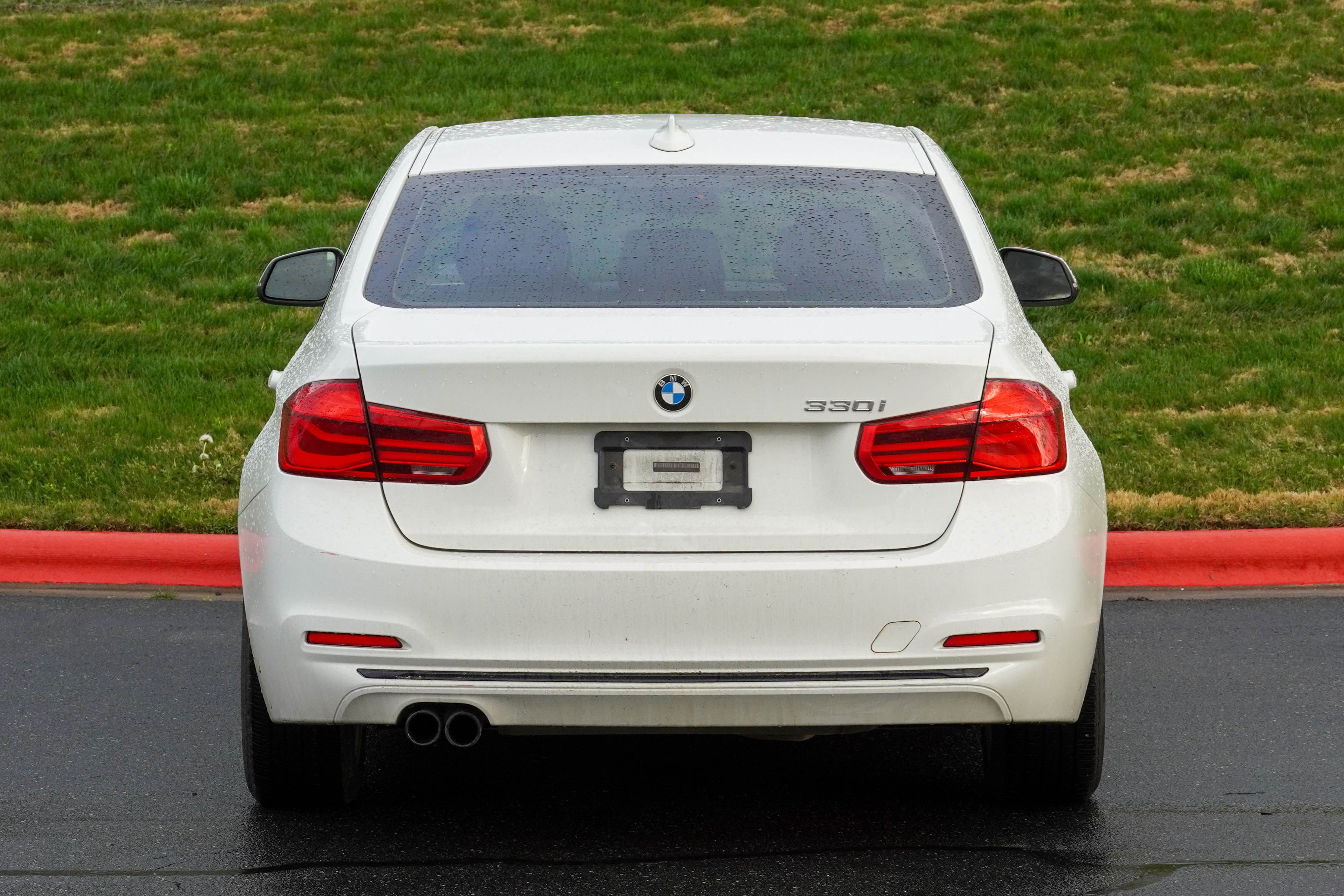 Used 2017 BMW 330i Sedan image 7