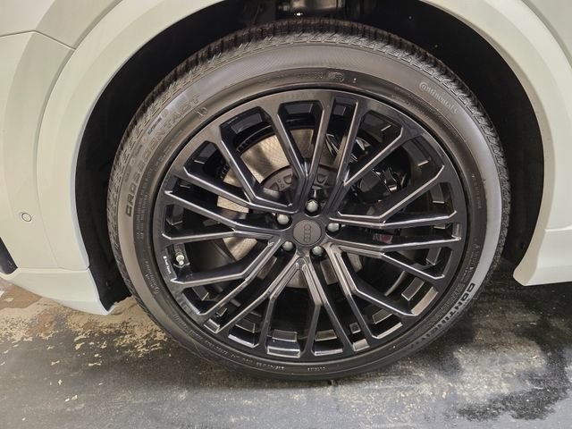 New 2027 Audi SQ8 Prestige AWD/4WD image 11