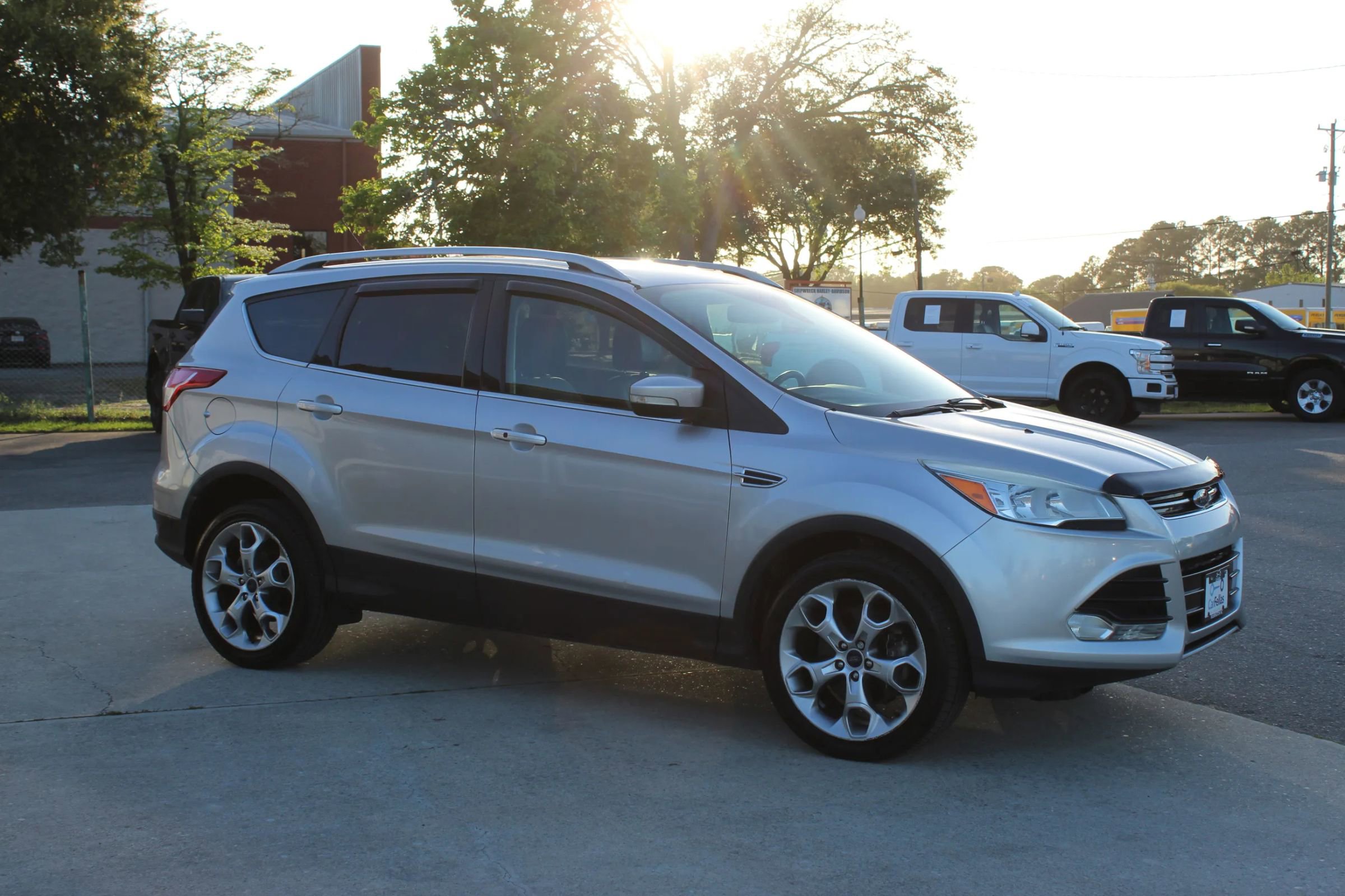 Used 2016 Ford Escape Titanium image 7
