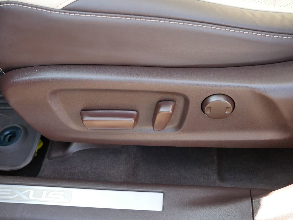 Used 2019 Lexus RX 450h AWD w/ Navigation Package image 15