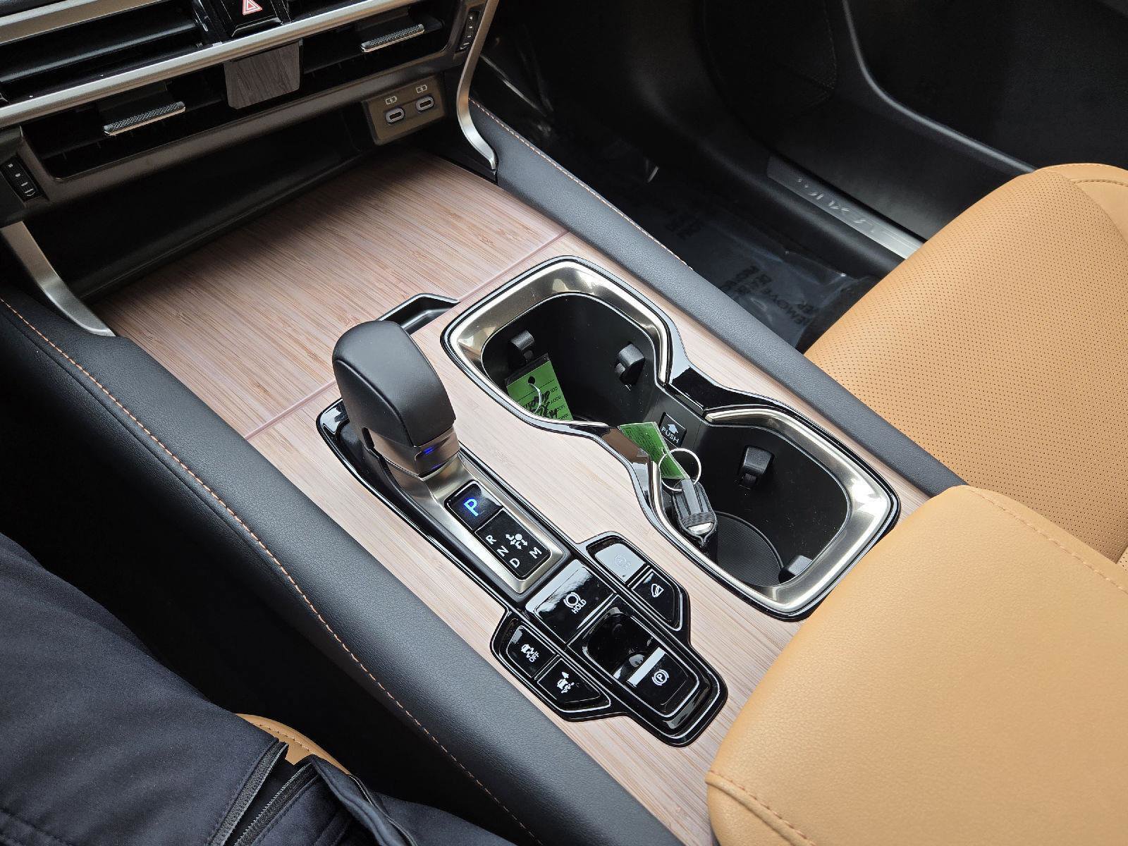 Used 2025 Lexus RX 350 Premium w/ Accessory Package image 23