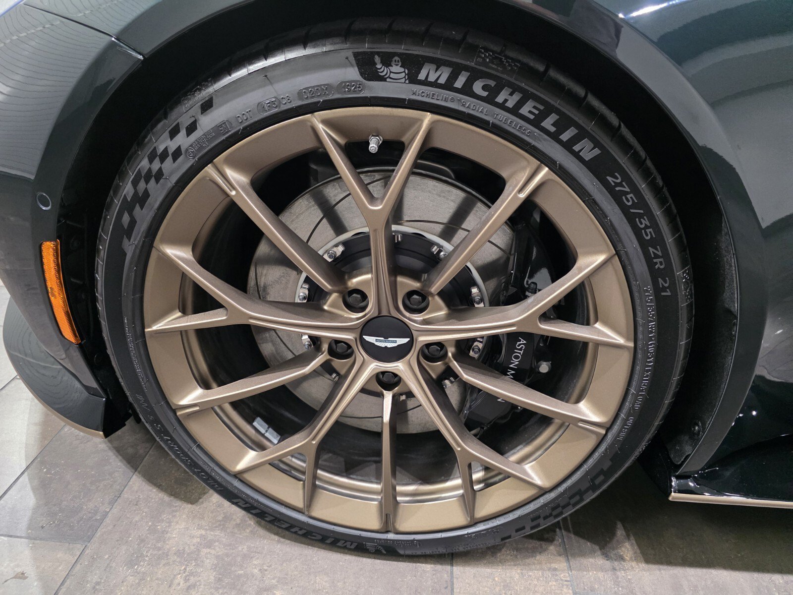 New 2026 Aston Martin V8 Vantage S RWD image 4