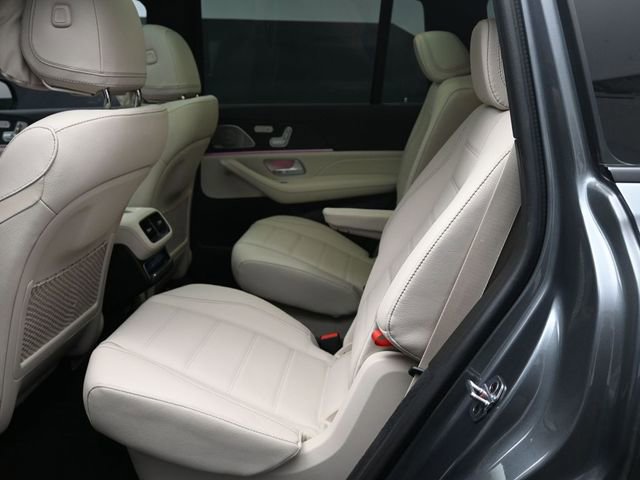 Used 2025 Mercedes-Benz GLS 450 4MATIC image 21
