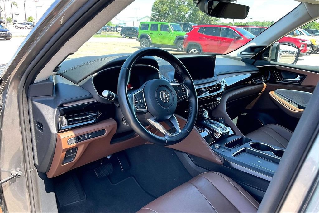 Used 2025 Acura MDX FWD w/ Technology Package image 14
