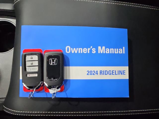 Used 2024 Honda Ridgeline Sport image 19