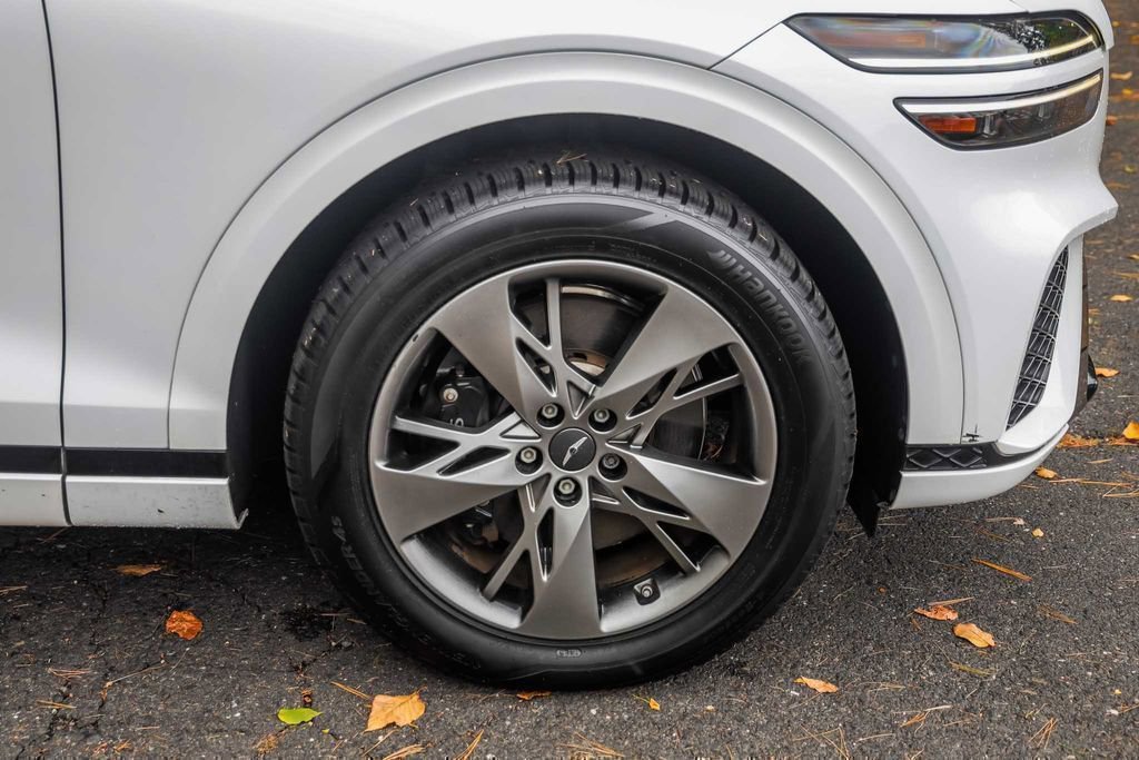 Used 2023 Genesis GV70 3.5T Sport w/ Cargo Package image 7