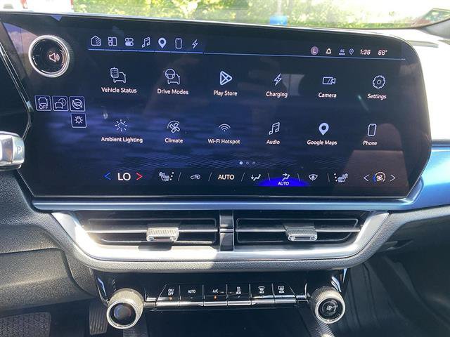 Certified 2024 Chevrolet Equinox EV LT AWD/4WD image 53