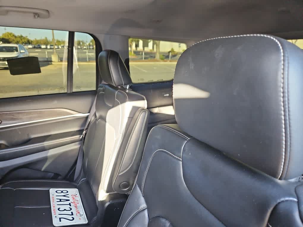 Used 2021 Jeep Grand Cherokee L Limited RWD image 13
