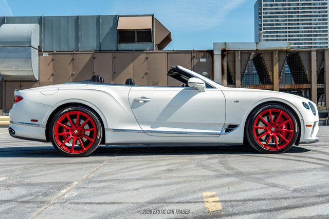 Used 2020 Bentley Continental GT V8 image 9