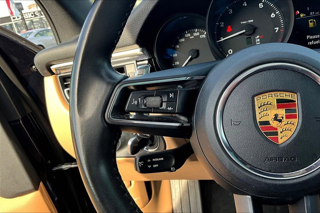 Used 2022 Porsche Macan AWD/4WD image 14