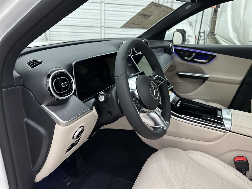 New 2026 Mercedes-Benz GLC 300 image 9