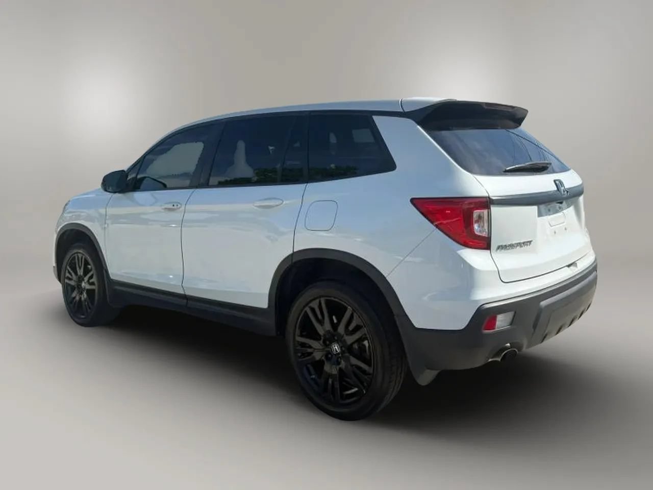 Used 2021 Honda Passport Sport image 4