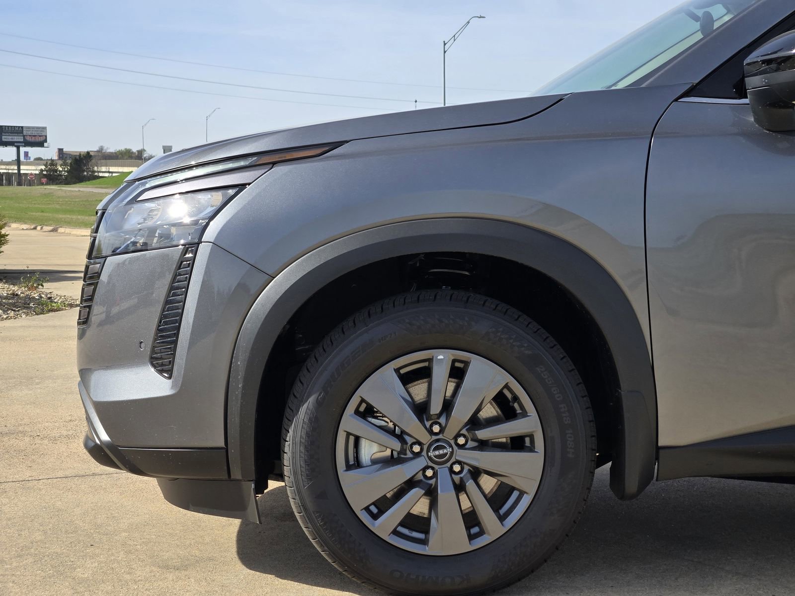 New 2026 Nissan Pathfinder SV image 10