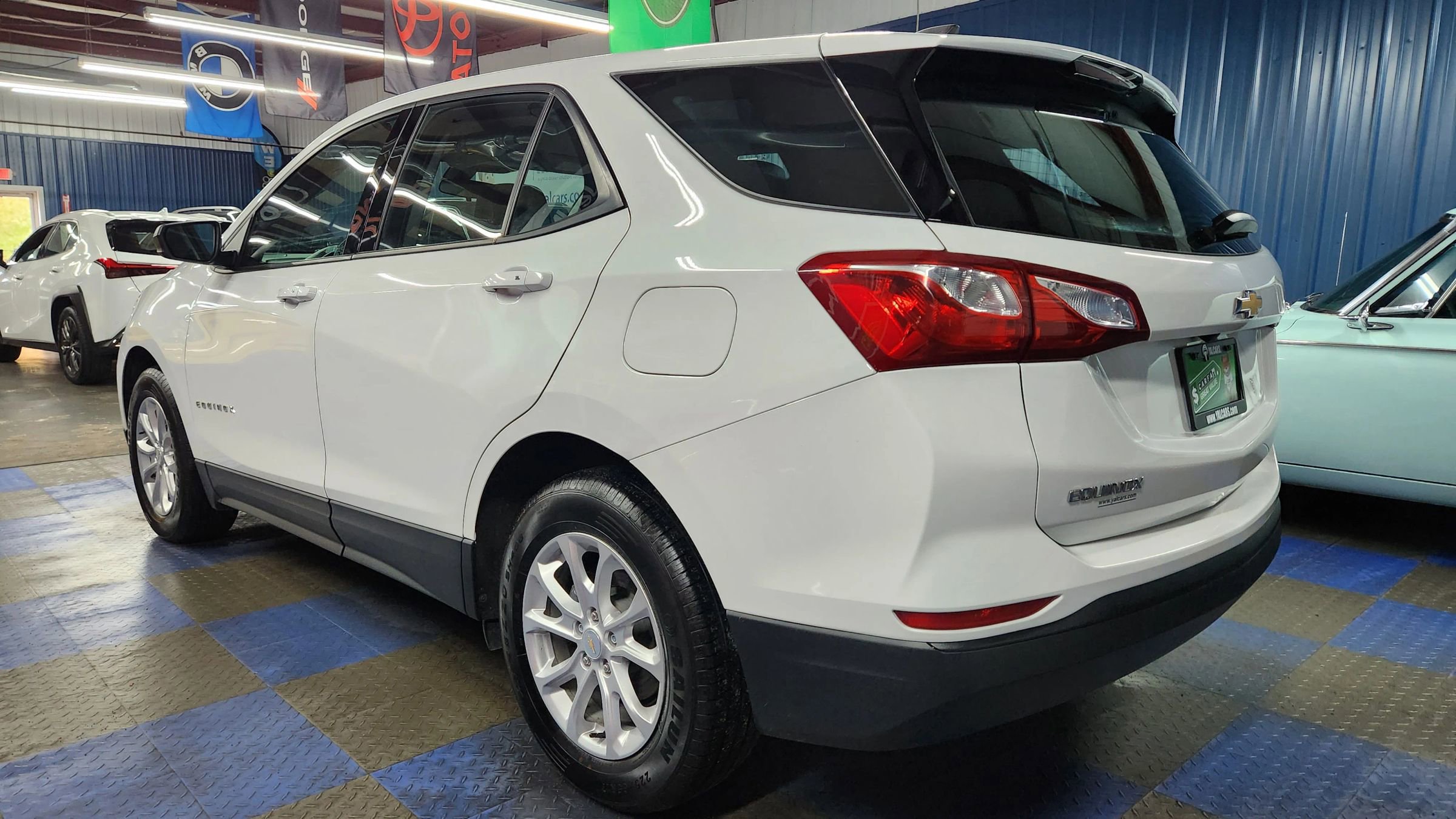 Used 2019 Chevrolet Equinox LS image 4
