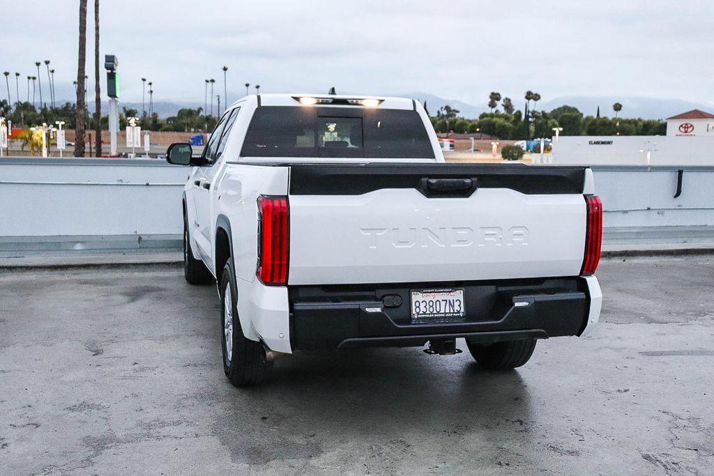 Used 2022 Toyota Tundra SR5 w/ SR5 Convenience Package RWD image 7