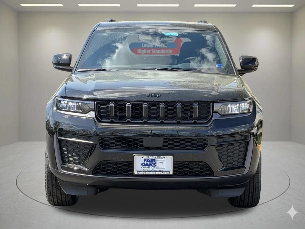 New 2026 Jeep Grand Cherokee Altitude AWD/4WD image 3