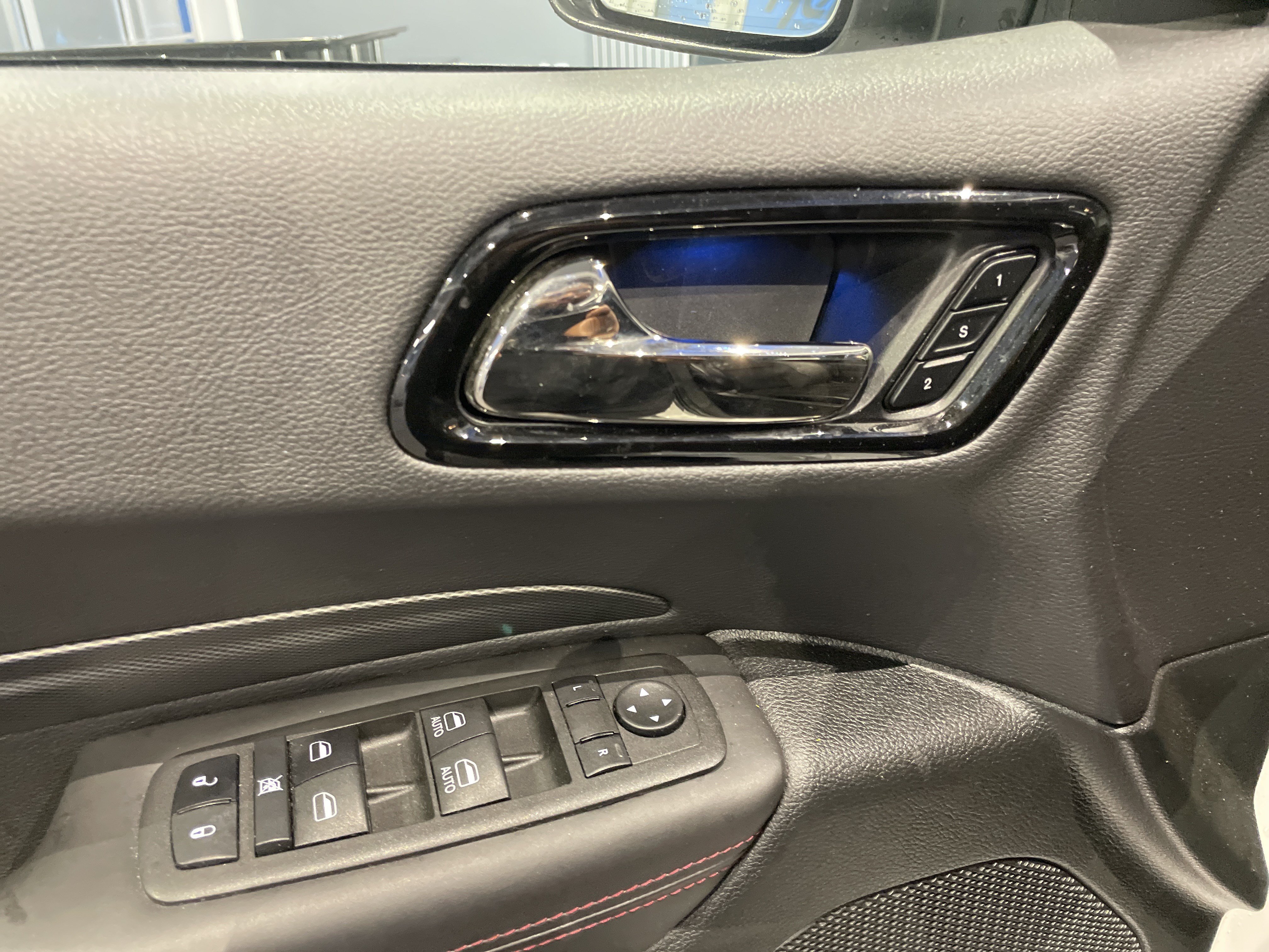 Used 2022 Dodge Durango R/T w/ Blacktop Package AWD/4WD image 14