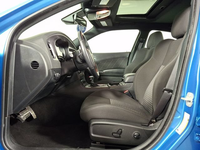 Used 2023 Dodge Charger R/T w/ Blacktop Package RWD image 15