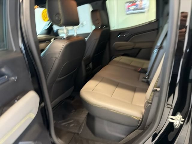 Used 2025 Chevrolet Colorado ZR2 AWD/4WD image 16