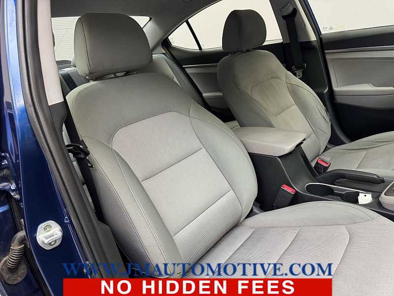 Used 2017 Hyundai Elantra SE image 20