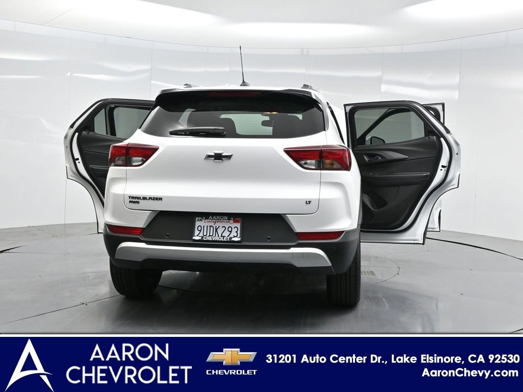 New 2025 Chevrolet TrailBlazer LT w/ Convenience Package AWD/4WD image 48