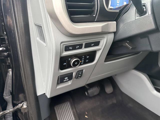 Certified 2023 Ford F150 XLT w/ Equipment Group 302A High image 20