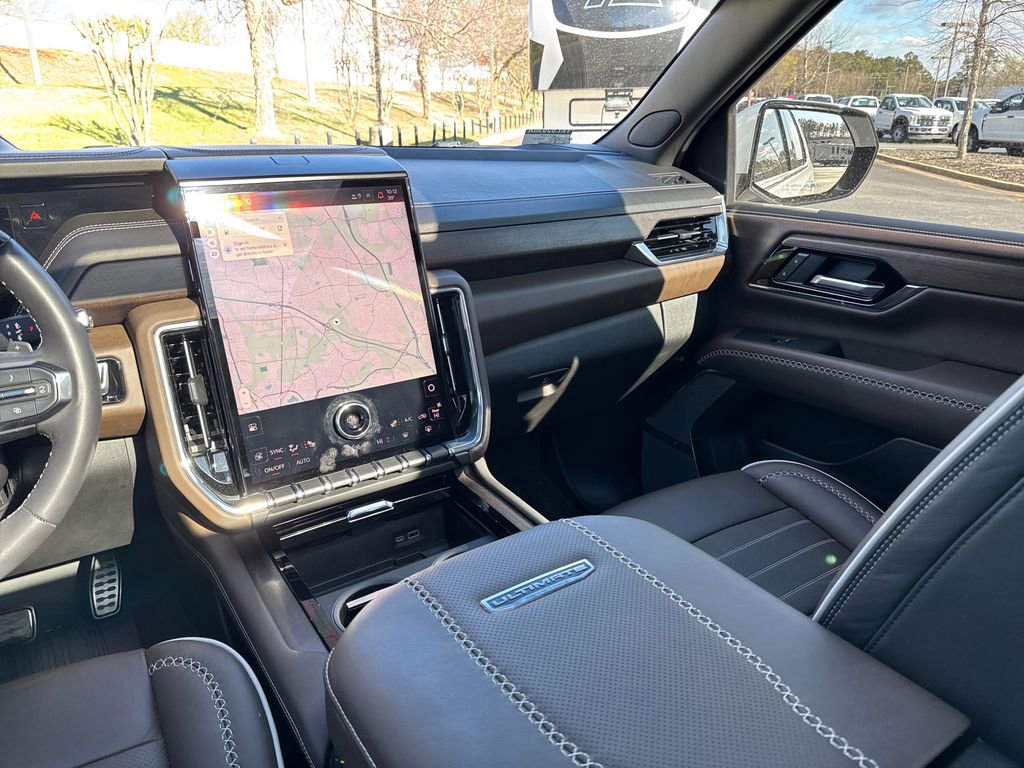 Used 2025 GMC Yukon Denali Ultimate w/ LPO, Floor Liner Package image 31