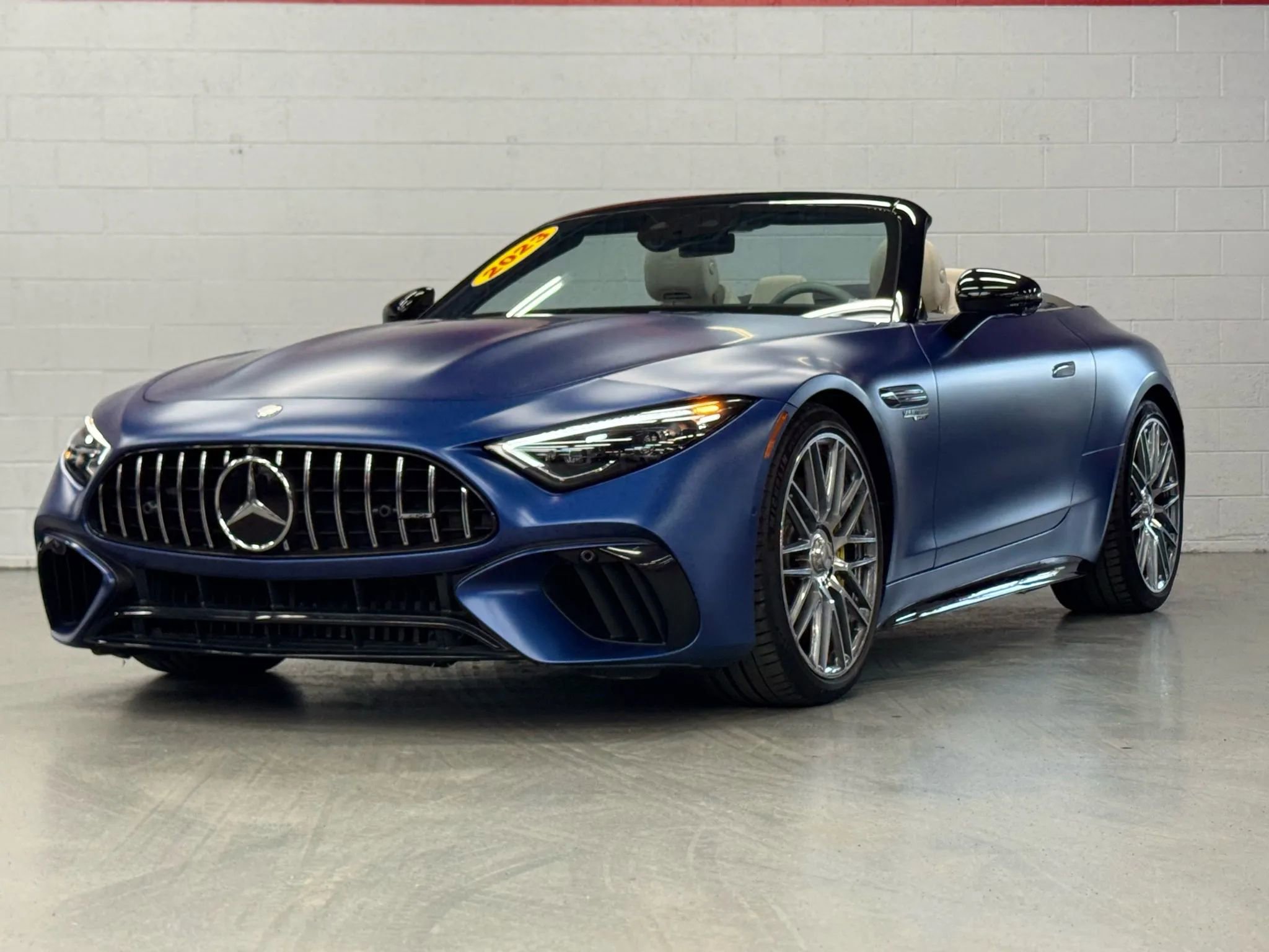 Used 2023 Mercedes-Benz SL 63 AMG 4MATIC image 5