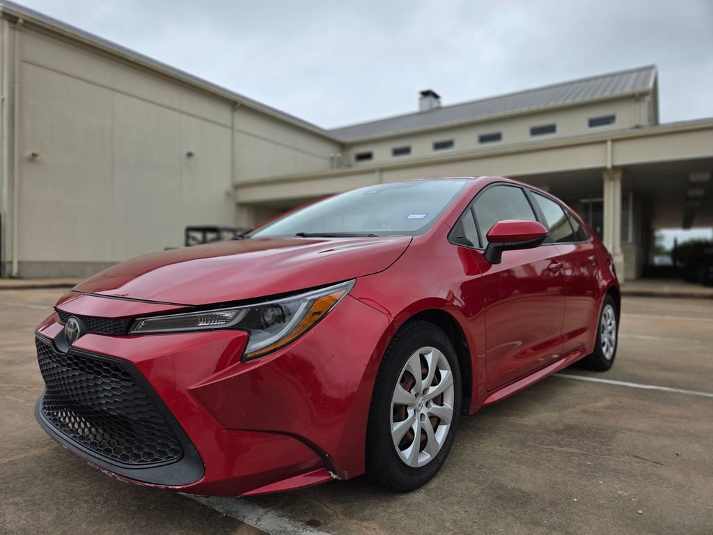 Used 2020 Toyota Corolla LE FWD image 1