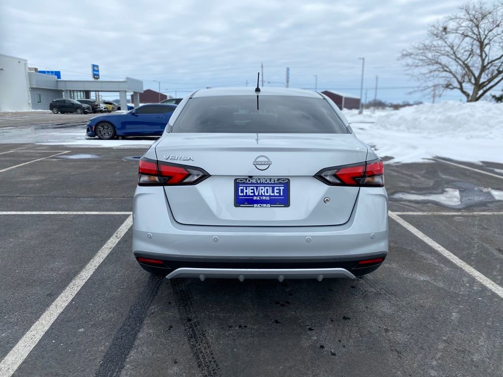 Used 2024 Nissan Versa S w/ Trunk Package image 6