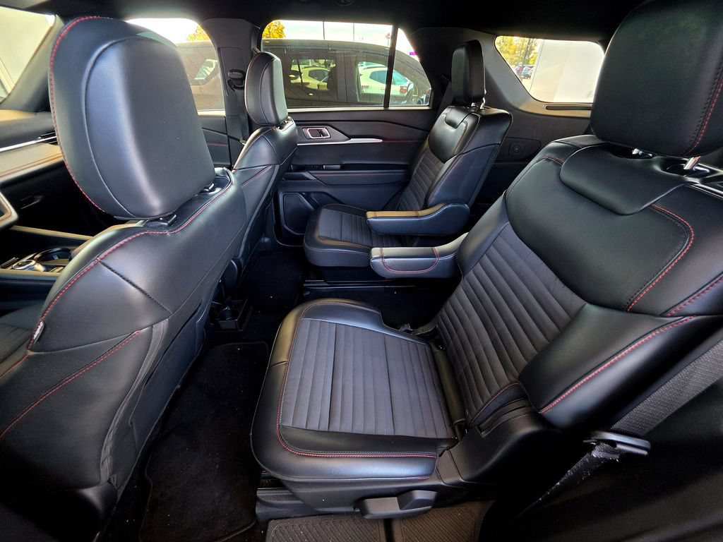 Used 2025 Ford Explorer ST-Line AWD/4WD image 69