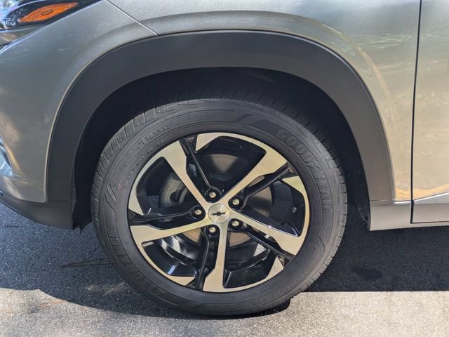 New 2026 Chevrolet Trax RS w/ Sunroof Package FWD image 7
