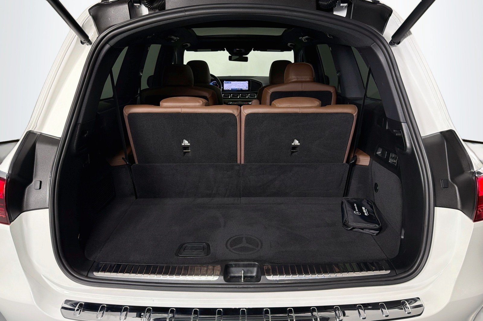 Certified 2024 Mercedes-Benz GLS 450 4MATIC image 24