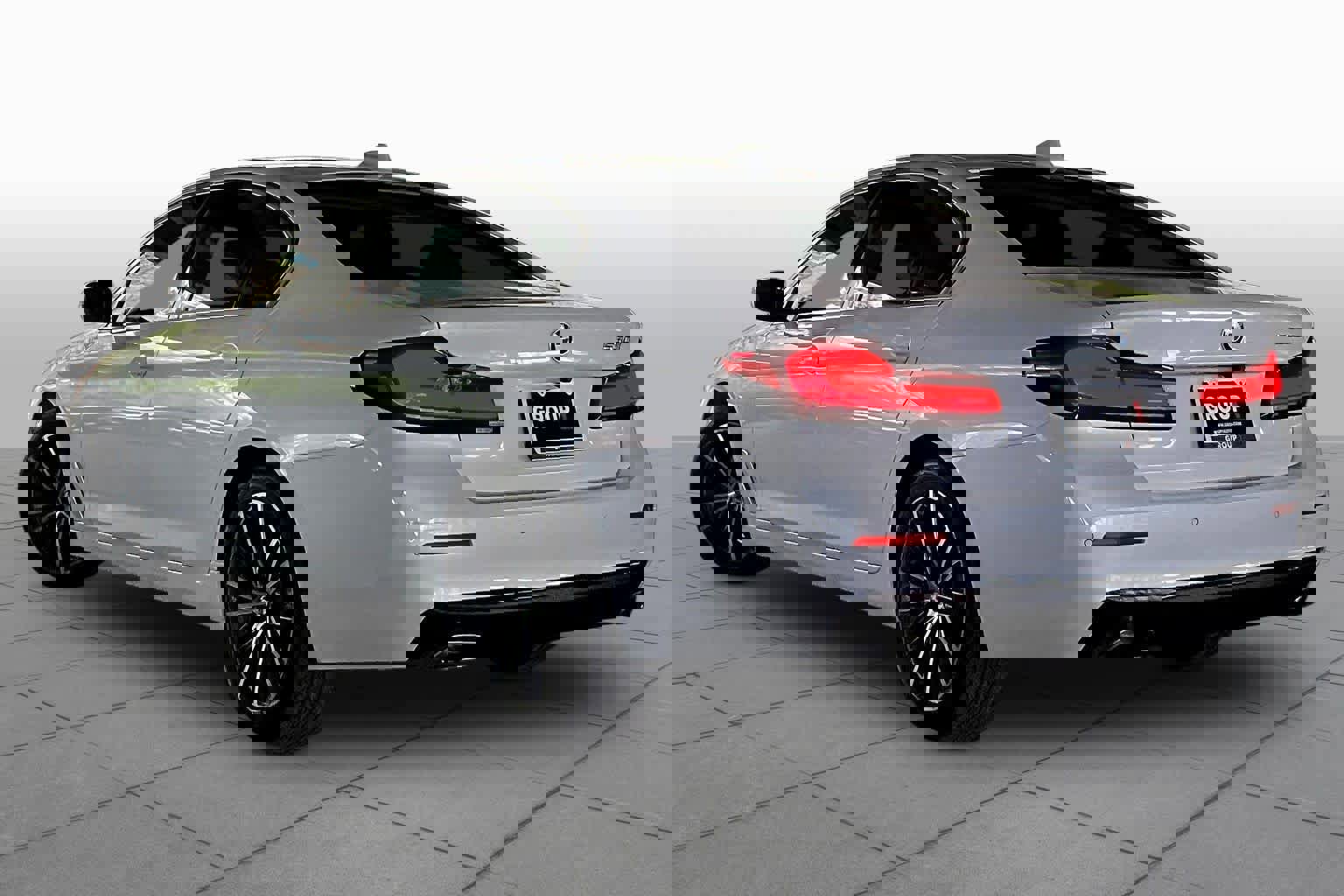 Used 2023 BMW 530i w/ Convenience Package RWD image 11